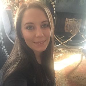 Meet your Posher, Leanne